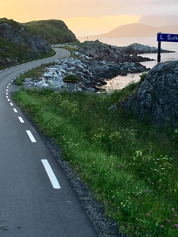 Lofoten Fjord Lodge Saupstad  Eksteriør bilde